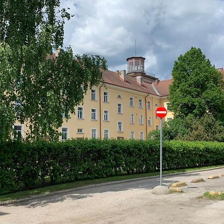 Luxurious 68M2 2Br 3-Room River View Apt In The Heart Of Pärnu Exteriör bild