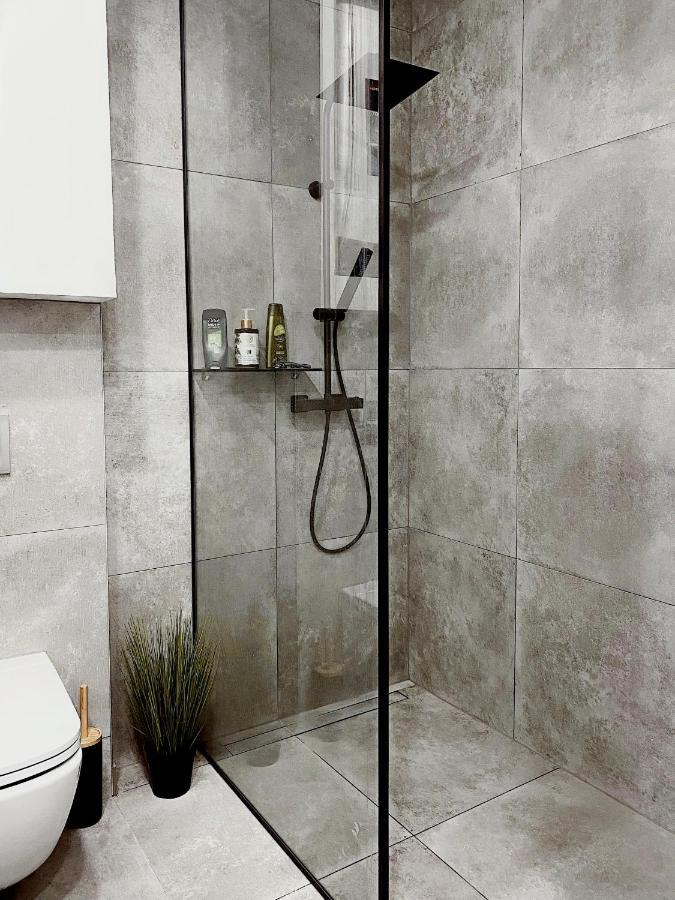 Luxurious 68M2 2Br 3-Room River View Apt In The Heart Of Pärnu Exteriör bild